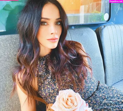 Abigail Spencer OnlyFans Thumbnail #2b7erqK8Og