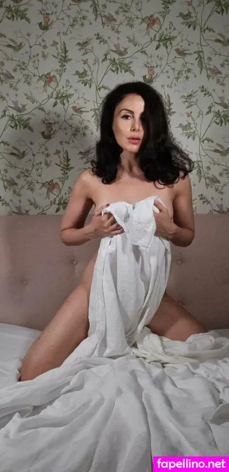 Abigailabton OnlyFans Thumbnail #DWeQD4JeG9