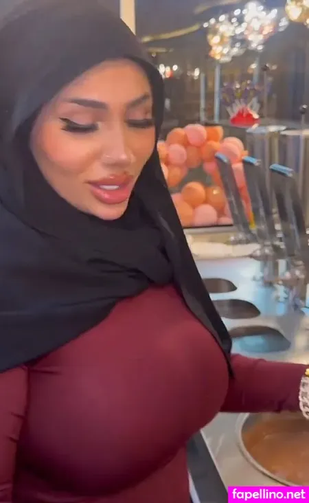 Abir Zrk OnlyFans Thumbnail #1liU4pwCu9