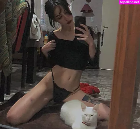 Aboutsoffy OnlyFans Thumbnail #YeWW2OROka