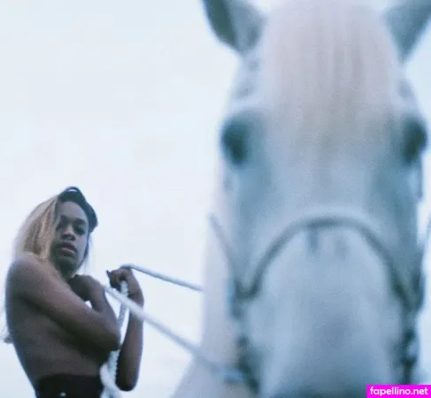 Abra OnlyFans Thumbnail #C7475vmh2B