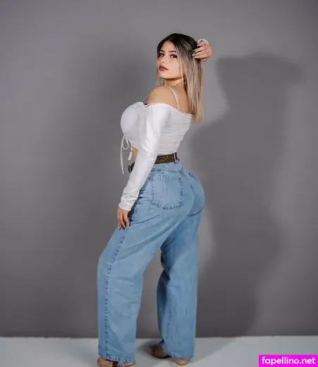 Abril Perez 0abriilperez 0abrilperez OnlyFans Thumbnail #wQQsuKOJ3M