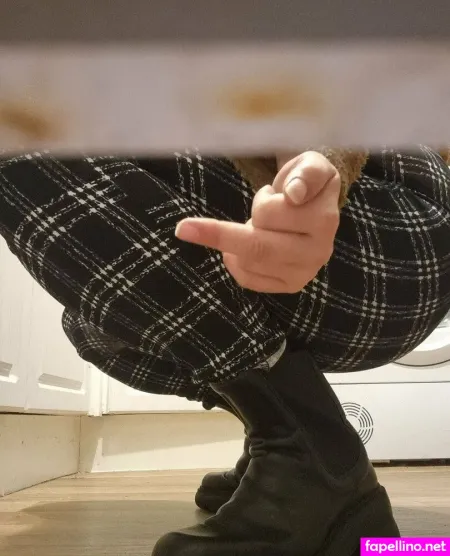 Absolutefxckinggem OnlyFans Thumbnail #R2GAqM3MOn