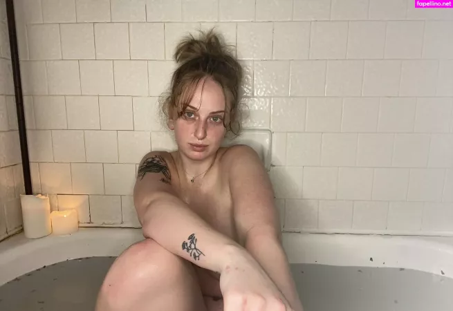 Acidchelle 0 OnlyFans Thumbnail #W8jIYWAQb9