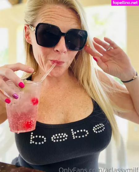 Aclassymilf OnlyFans Thumbnail #0J1hECDp5z