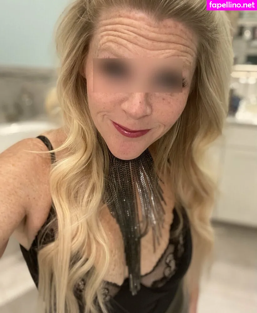 aclassess, aclassymilf Nude Leaked OnlyFans Photo #9uqiqEVR8P