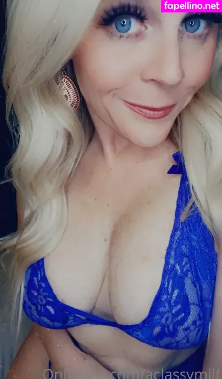 Aclassymilf OnlyFans Thumbnail #SXOsq7ogJi