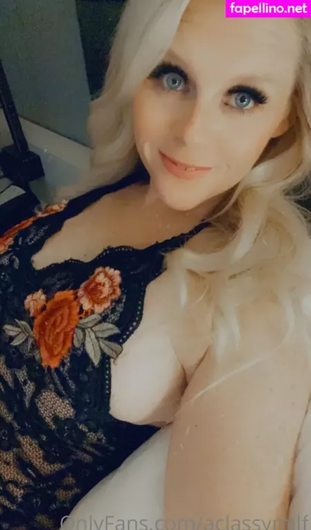 Aclassymilf OnlyFans Thumbnail #qmY8aupH4t