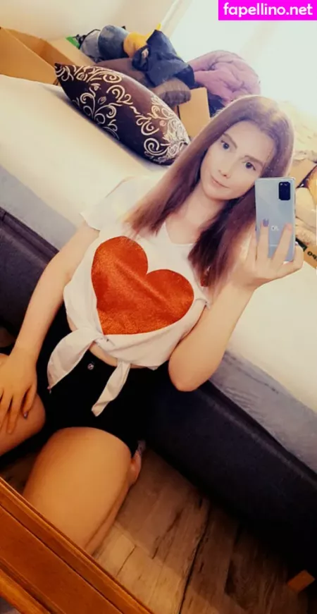 Acrylickatequinn OnlyFans Thumbnail #AfTpaF5bpz