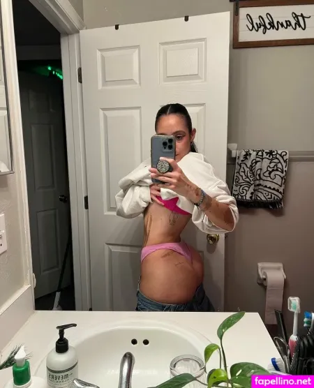 Actuallyann2 0 OnlyFans Thumbnail #vT6UYwjYdT