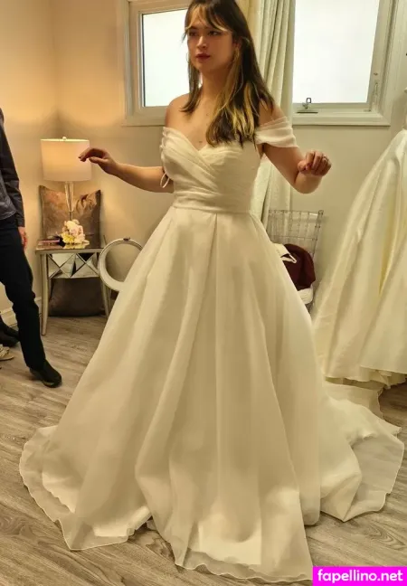 Actuallyapril OnlyFans Thumbnail #i6CQJdMmKR