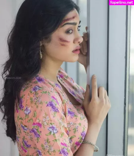 Adah Sharma OnlyFans Thumbnail #ltgUo99v7Y