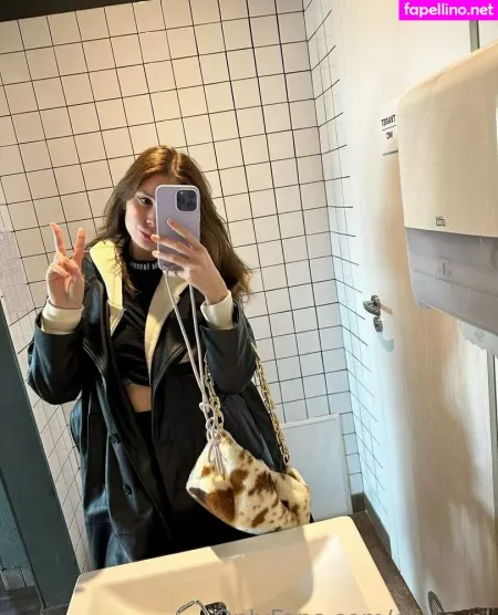 Adel Leda OnlyFans Thumbnail #ReAH6PbAyq