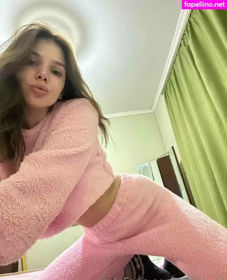 Adel Leda OnlyFans Thumbnail #naf7UPuqz4