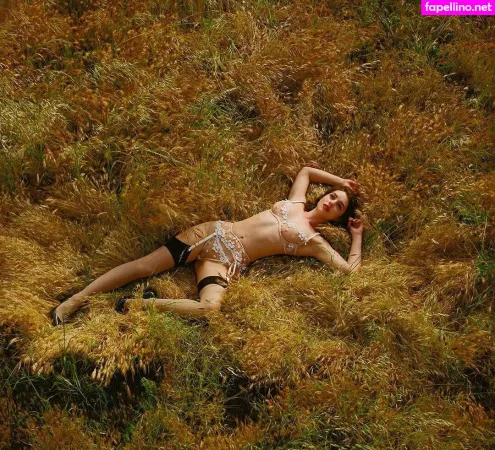 Adelaide Kane OnlyFans Thumbnail #rS51rMS9uo