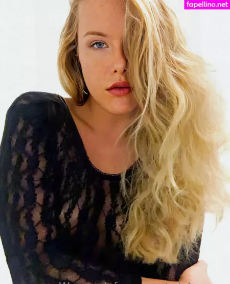 Adelaroseefree OnlyFans Thumbnail #cAQ8hPGRgR