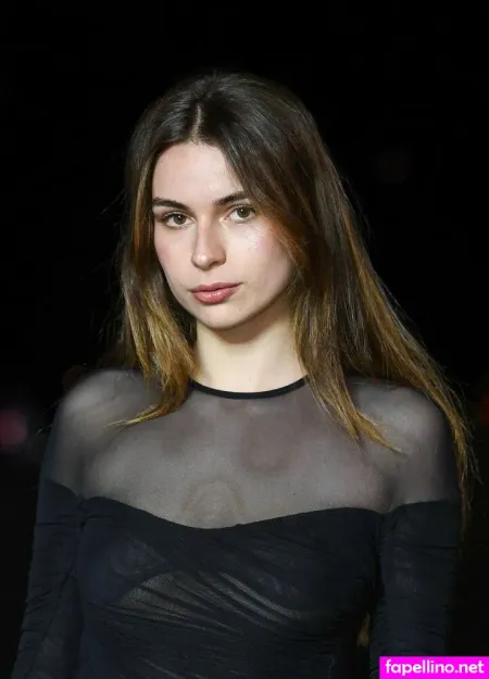 Adele Castillon OnlyFans Thumbnail #wST8nHEU85