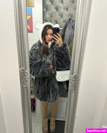 Adele E OnlyFans Thumbnail #OBXEJuko7r