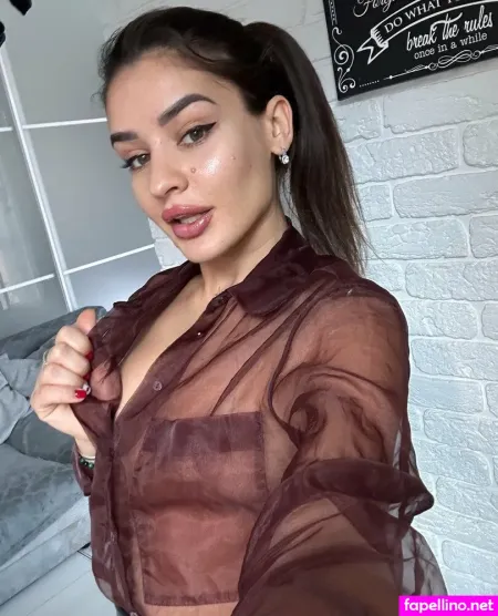 Adele E OnlyFans Thumbnail #kuNpAcUu6r