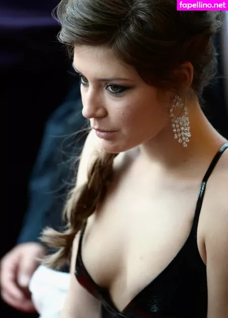 Adele Exarchopoulos OnlyFans Thumbnail #0J688Y58m9