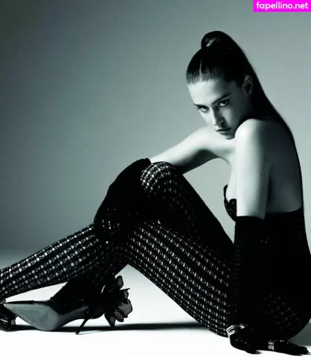 Adele Exarchopoulos OnlyFans Thumbnail #QHzbKfnmYe