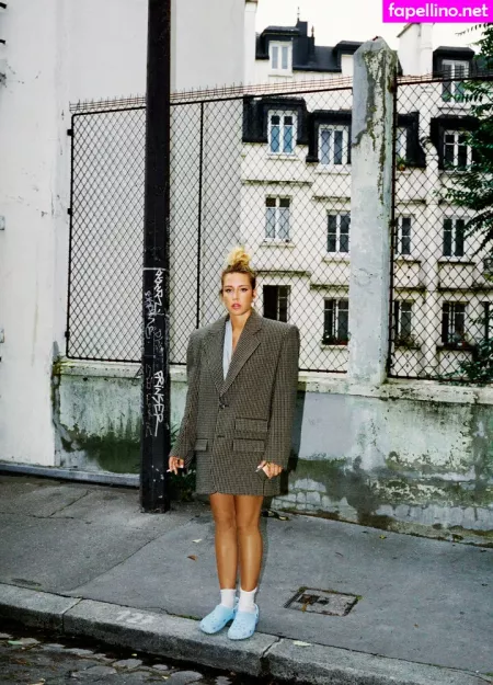 Adele Exarchopoulos OnlyFans Thumbnail #rNJ5QH1DcV