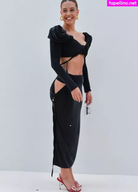 Adele Exarchopoulos OnlyFans Thumbnail #w4n3xQnODM