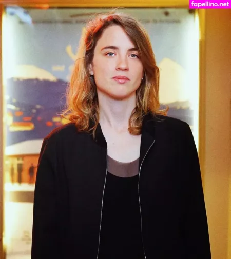 Adele Haenel OnlyFans Thumbnail #XMIGfI3YpW
