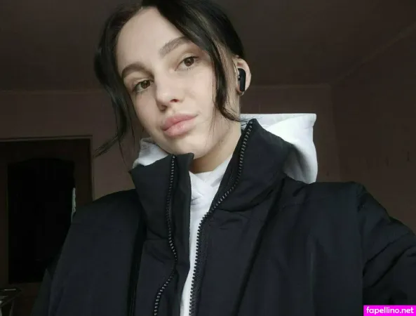 Adelebee OnlyFans Thumbnail #oVLBWox1fq