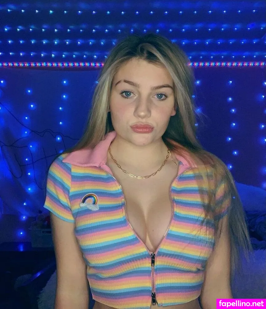 itsadelecash Nude Leaked OnlyFans Photo #9C5J5PeksA