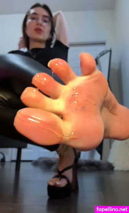 Adelemoor OnlyFans Thumbnail #ibummaPIyc