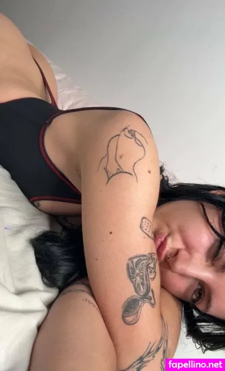 Adeleriou OnlyFans Thumbnail #FHgDQXRxDc