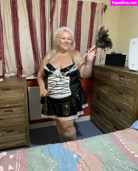 Adelesexyuk OnlyFans Thumbnail #UZWlVva1CL