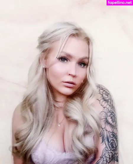 Adelia Adelia OnlyFans Thumbnail #hx72QuOJnB