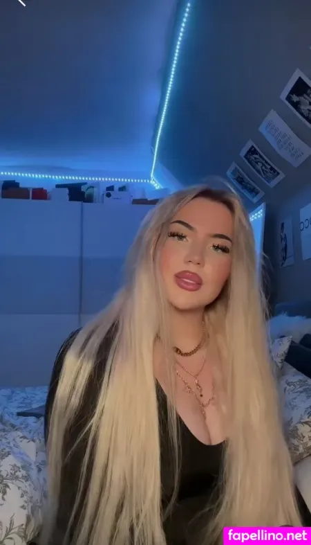 Adelina Dalevska OnlyFans Thumbnail #zfMJwIuvg4