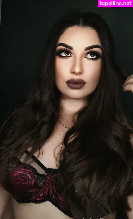 Adelinaroccos OnlyFans Thumbnail #Nrxk0FA3dK