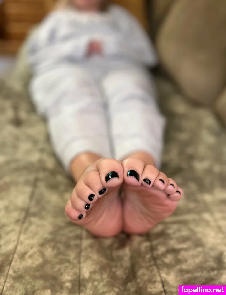 adelinasfootfantasy Nude Leaked OnlyFans Photo #eA6fyY44kW