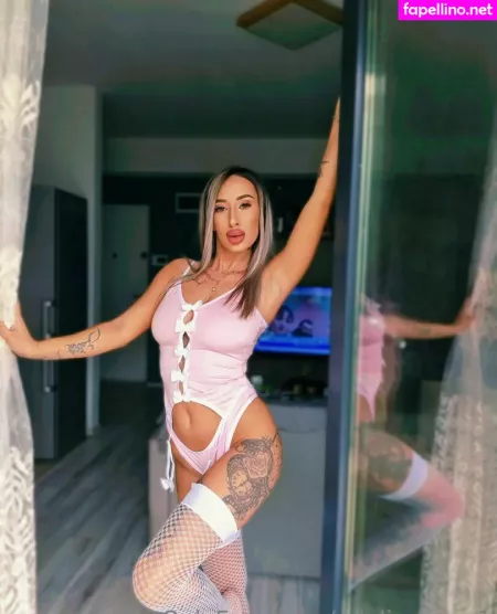Adelinaxoxo1 OnlyFans Thumbnail #IcEqpSdY1X