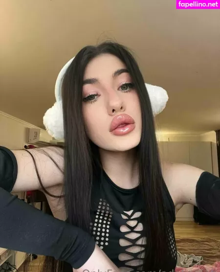 Adelineinfi OnlyFans Thumbnail #NjVjKhzP3m