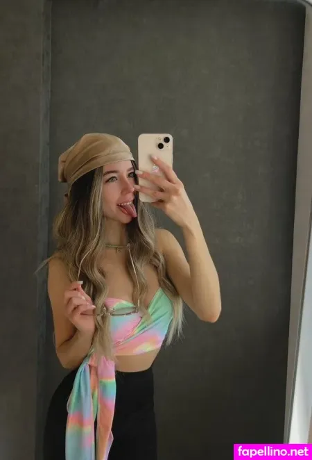 Adelisss99 OnlyFans Thumbnail #ENbEYgQVbb