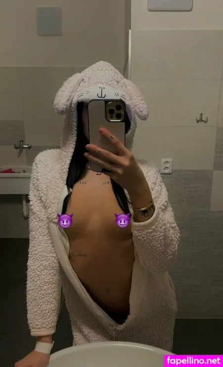 Adelkaxm OnlyFans Thumbnail #G92nNaCeBf