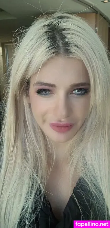 Adellaallure OnlyFans Thumbnail #HbRbMUuOZF