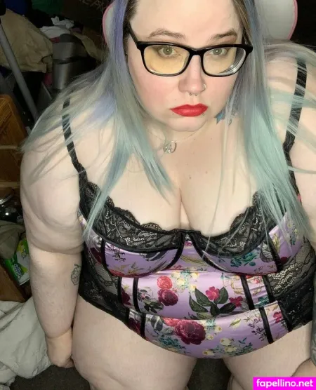 Adenahx OnlyFans Thumbnail #S5qH9T6tZn