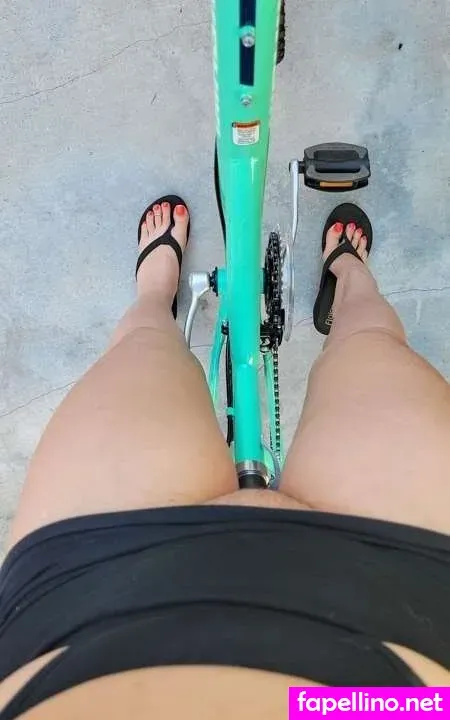 Aderes Quin OnlyFans Thumbnail #0kfm4nL2F7