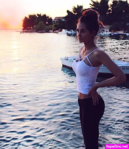 Adina Selin OnlyFans Thumbnail #DKS9Umw0Mg