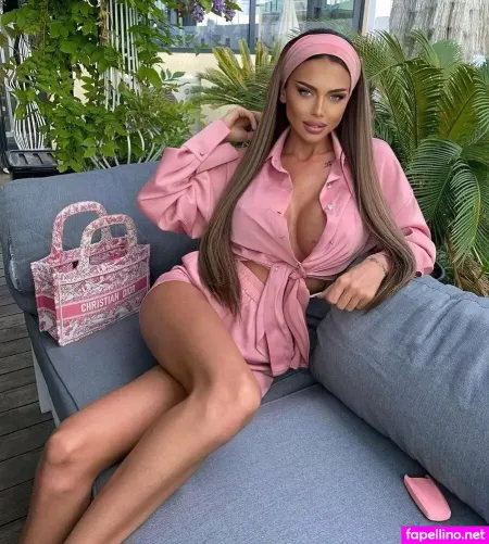 Adina Tatiana OnlyFans Thumbnail #gHQAKGpre8