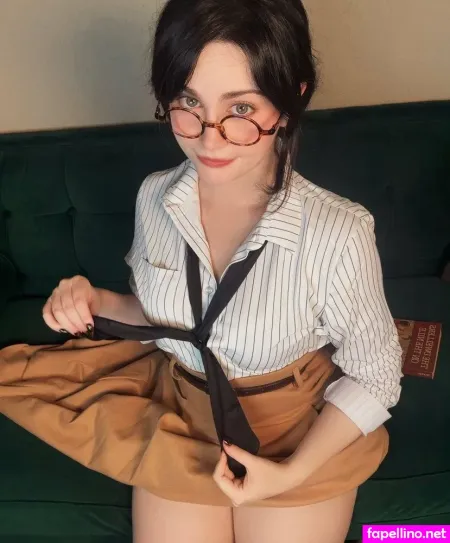 Adinas Cozy Life OnlyFans Thumbnail #vkgTRQyKW9