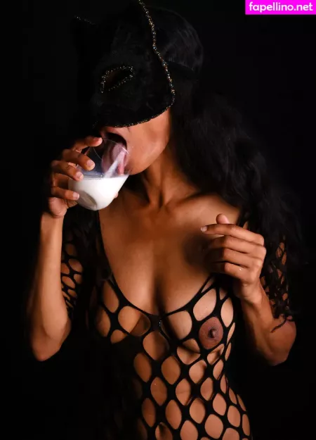 Adjouai OnlyFans Thumbnail #A1tlOLUkjg