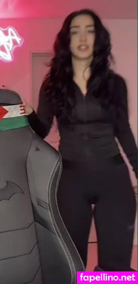 Adolladola OnlyFans Thumbnail #makTsB3W4n