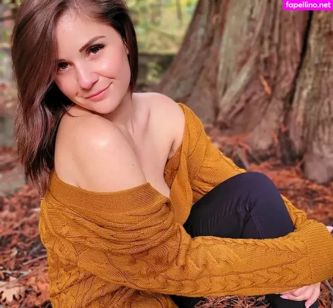 Adora Amour 1 OnlyFans Thumbnail #sevIDEAFo7